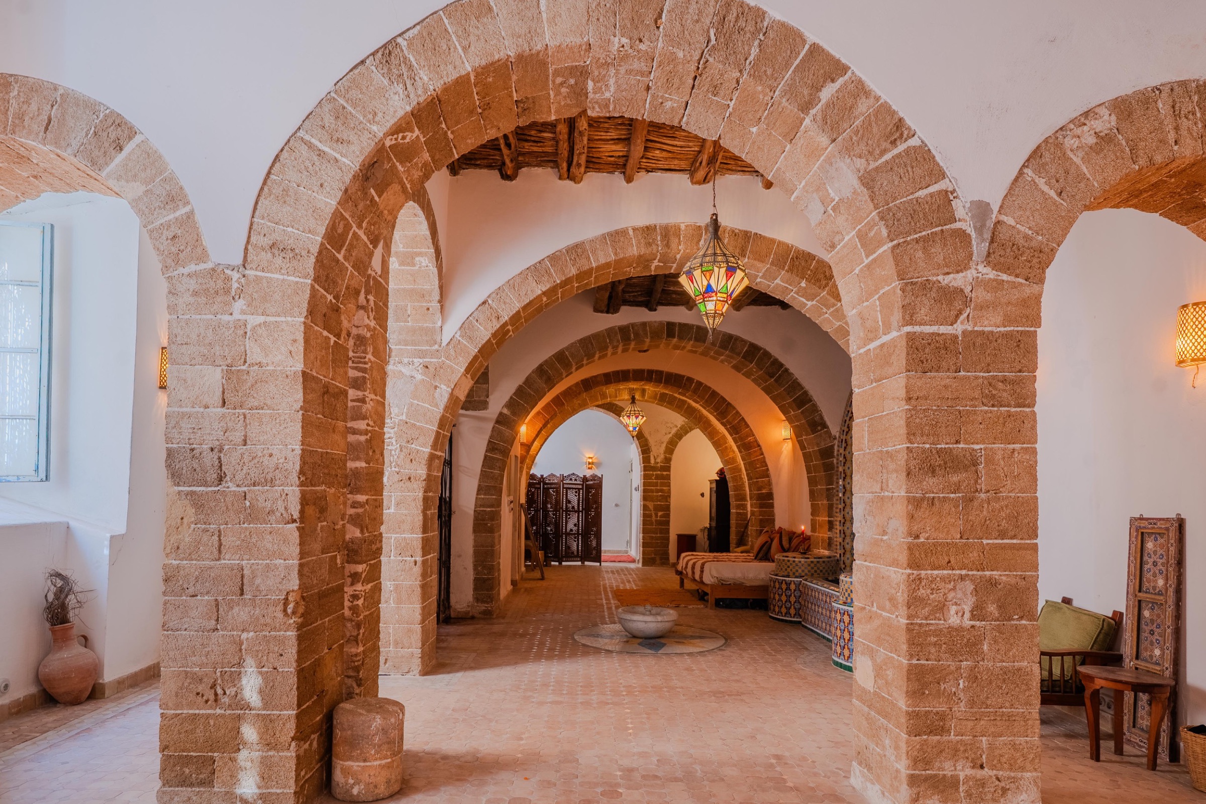 Calara Tobi — interior and rooftop views