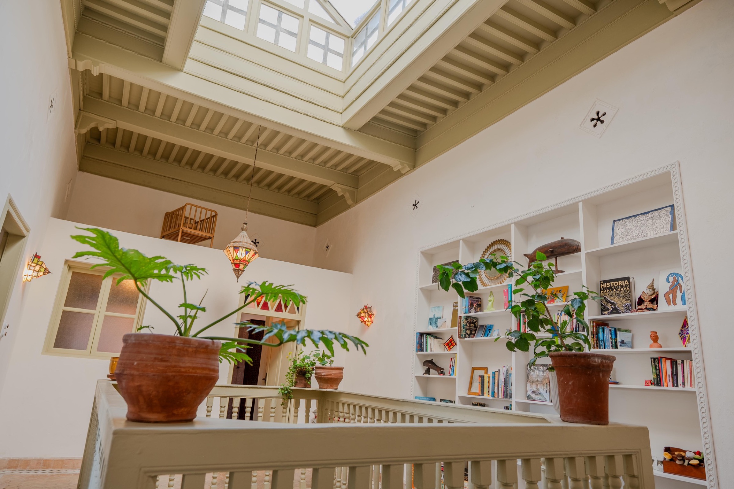 Calara Tobi — interior and rooftop views