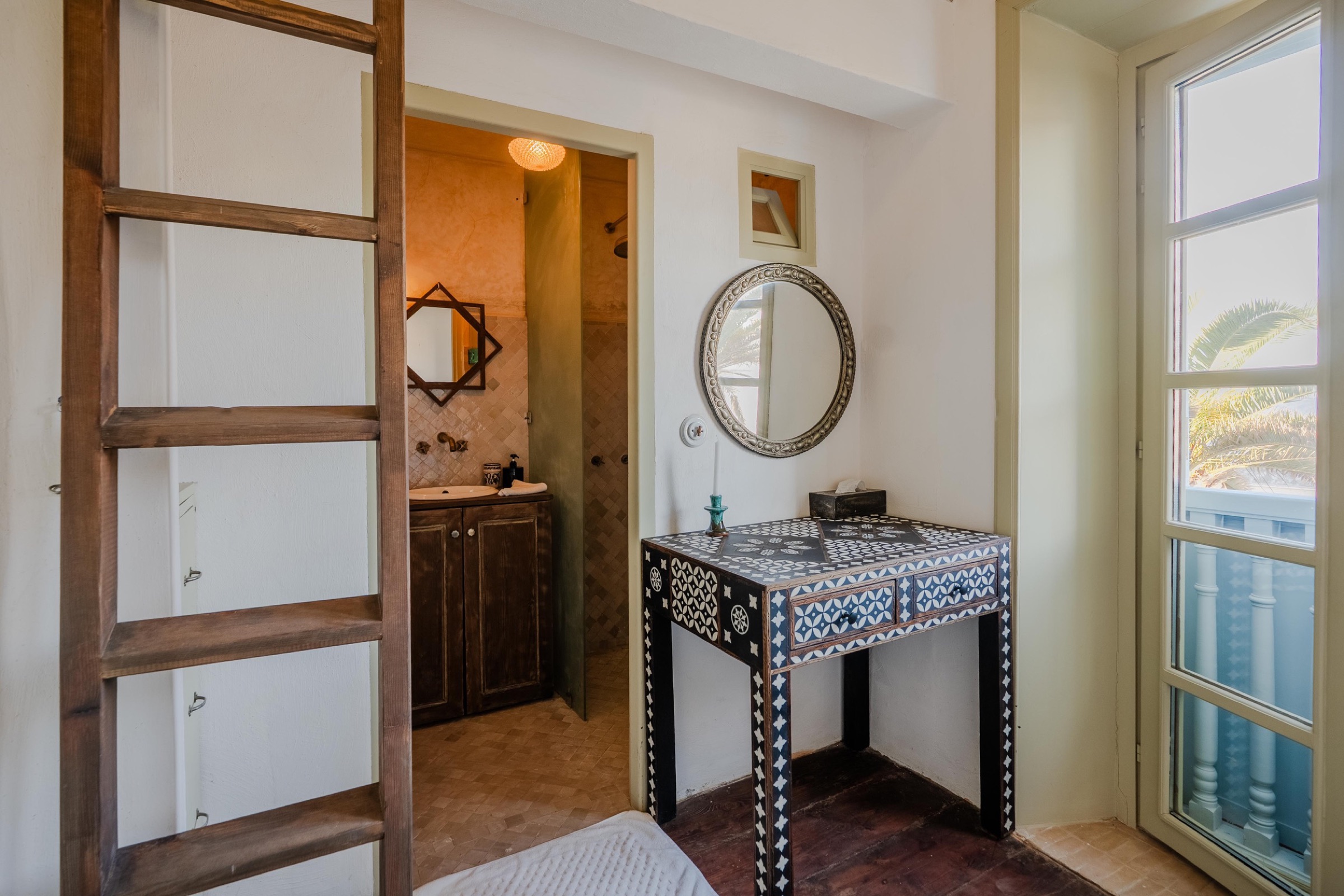 Calara Tobi — interior and rooftop views
